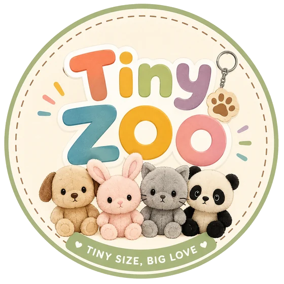 Logo Tiny ZOO s plyšovými zvířátky pod nápisem Tiny ZOO